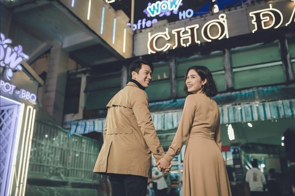 Chợ đ&ecirc;m Đ&agrave; Lạt l&agrave; khung nền chụp ra những bức ảnh lung linh, thơ mộng